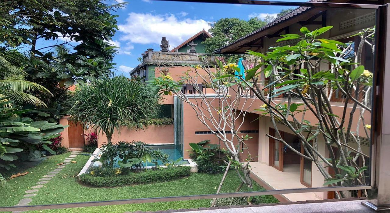 Villa Kembar Ubud Zewnętrze zdjęcie