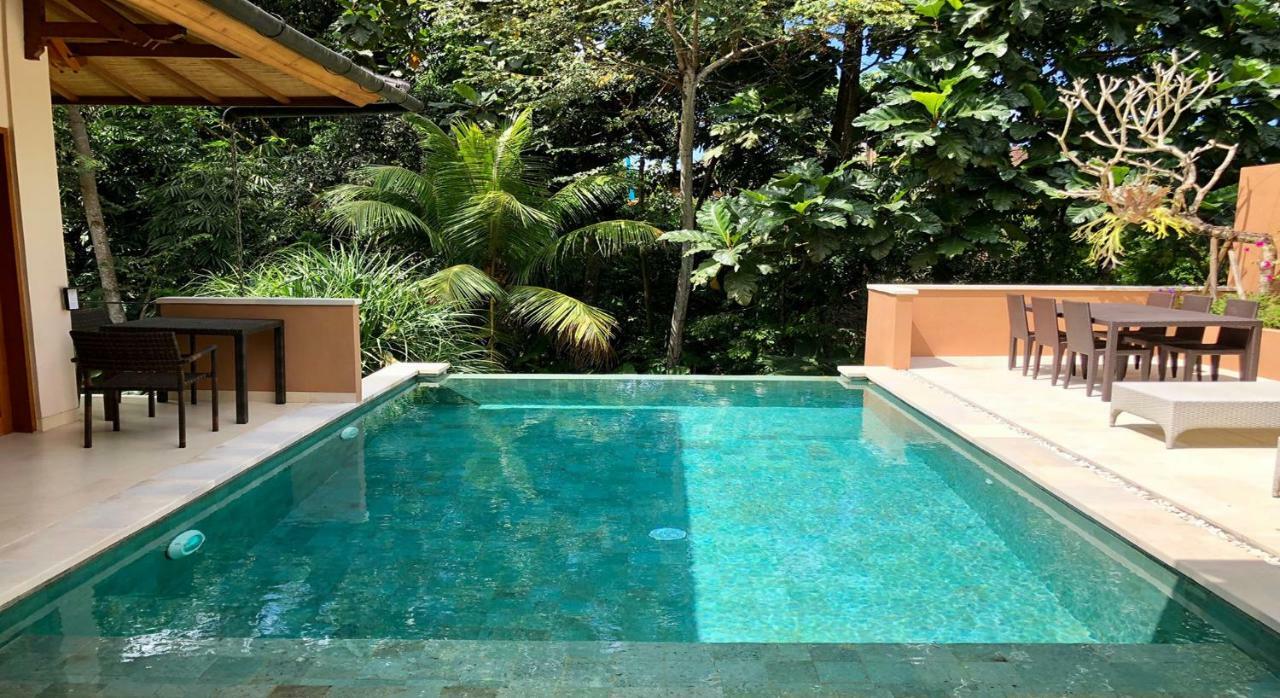 Villa Kembar Ubud Zewnętrze zdjęcie