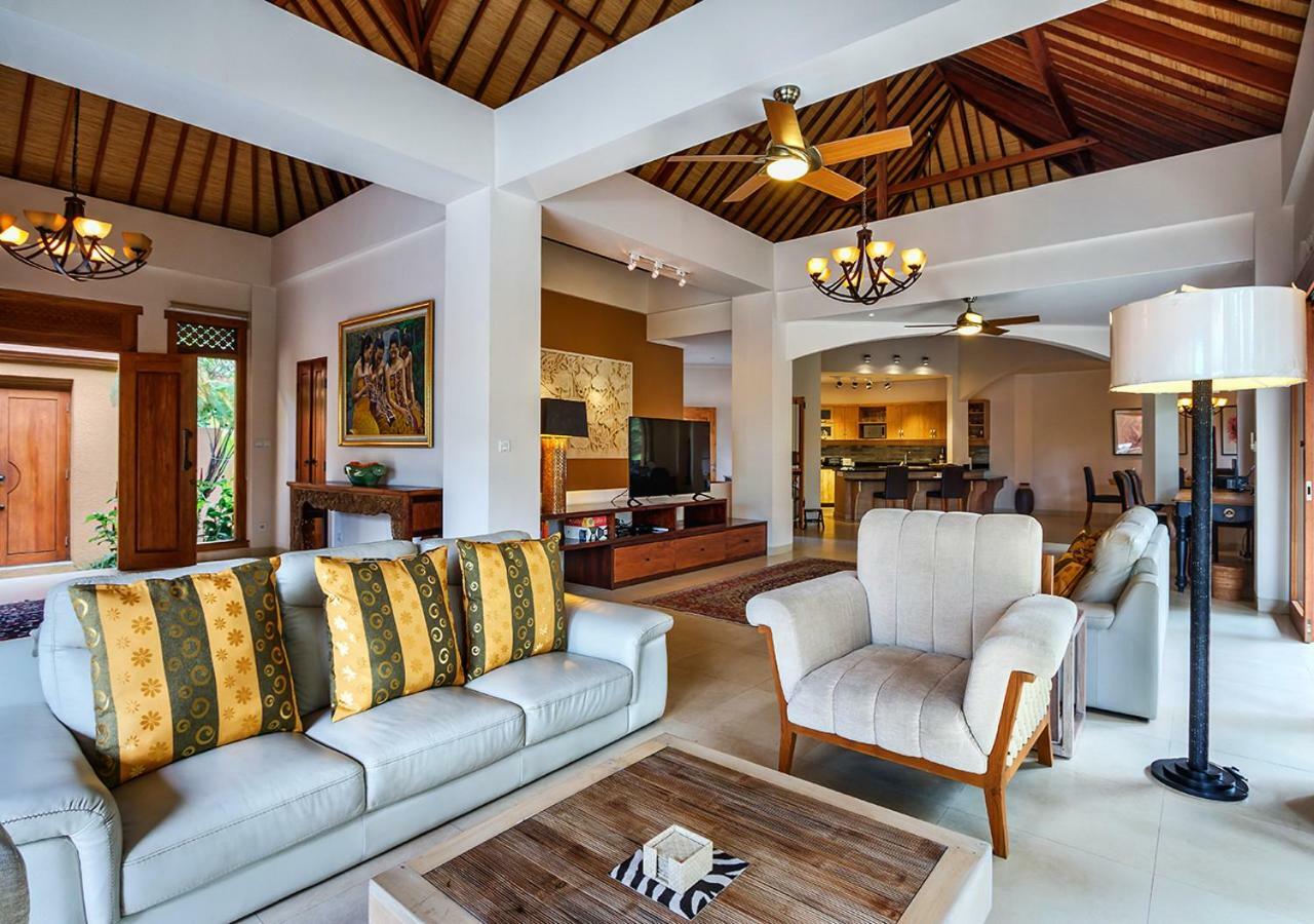 Villa Kembar Ubud Zewnętrze zdjęcie