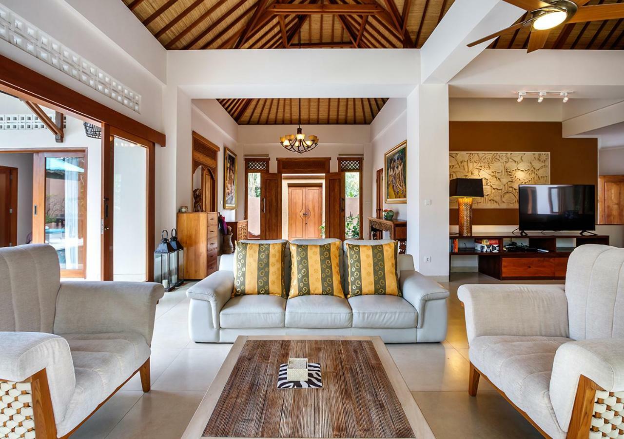 Villa Kembar Ubud Zewnętrze zdjęcie